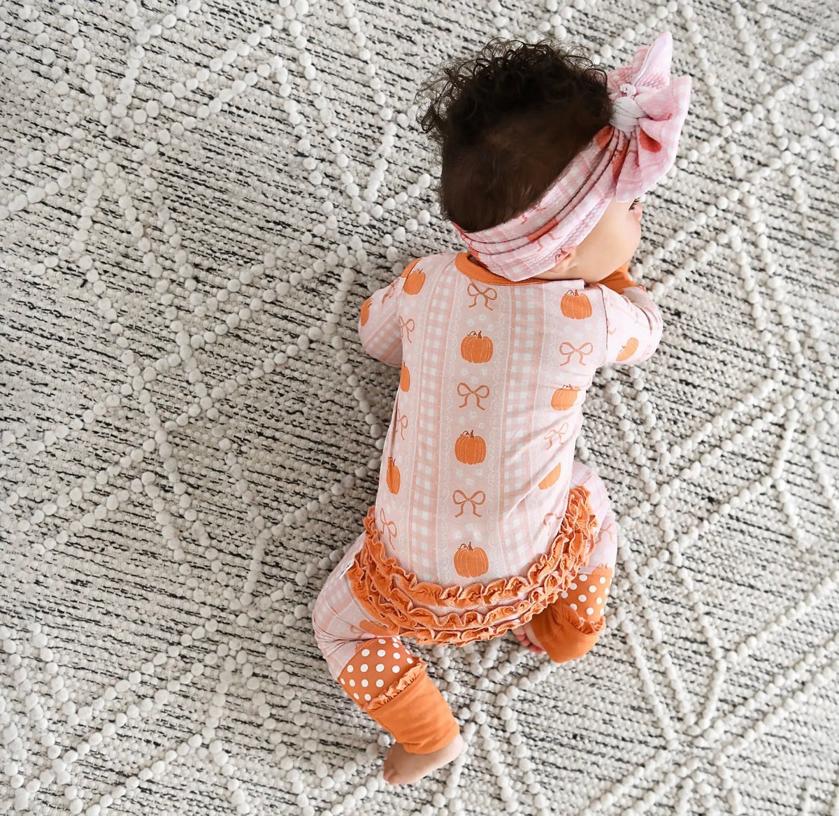 Ruffle Pumpkin Zipper